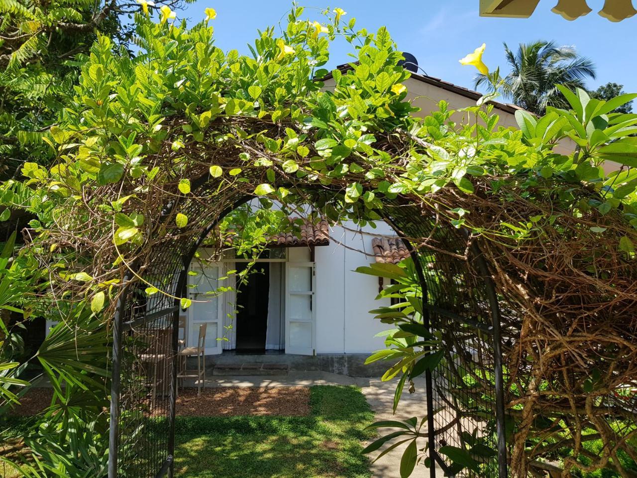 Bilin Tree House Hotel Galle Exterior photo